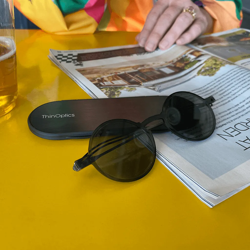 Manhattan Reading Sunglasses   Milano Case